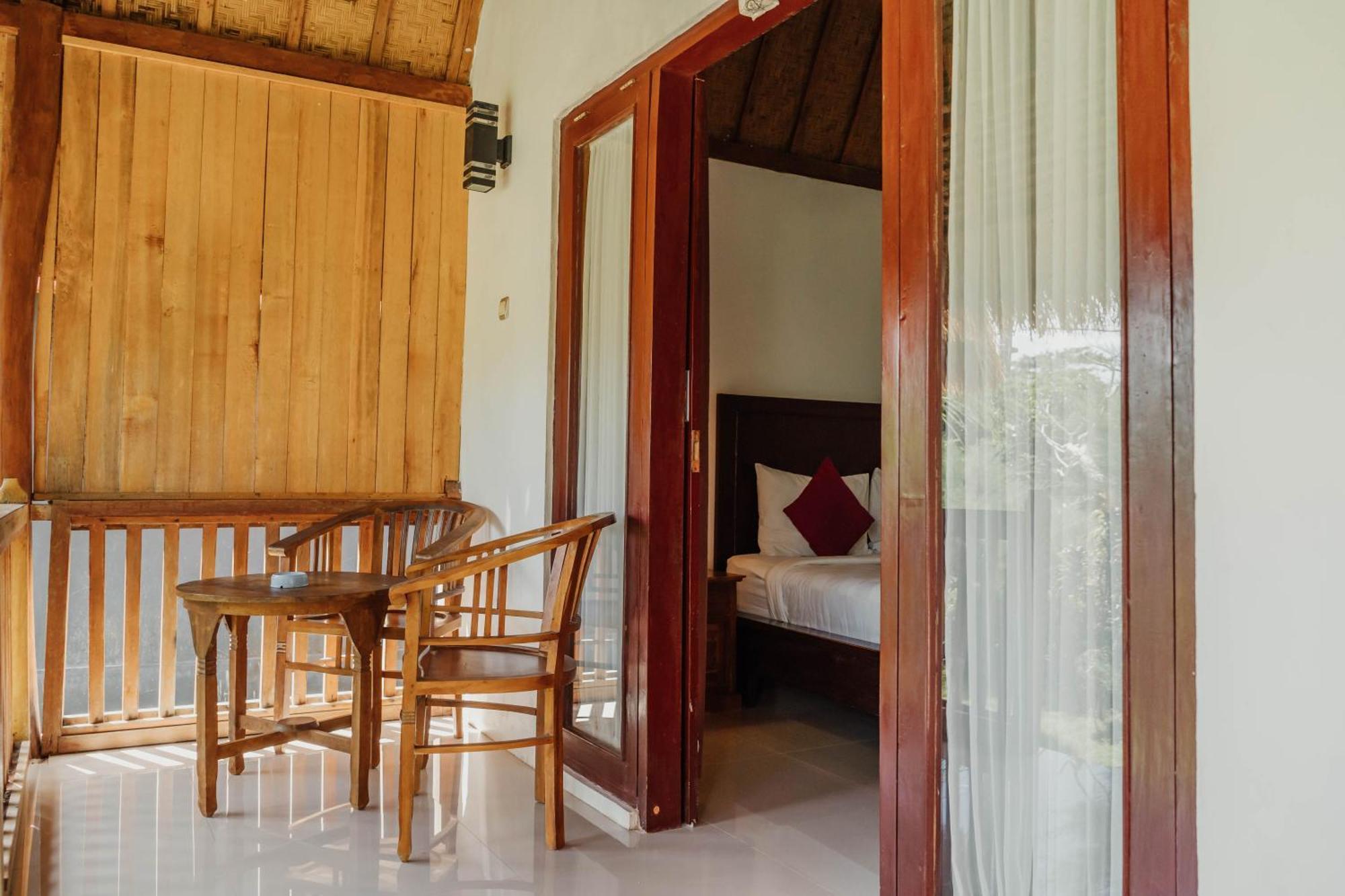 Temeling Jungle Inn Batumadeg Exteriér fotografie